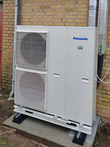 Service af luft til vand varmepumpe