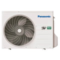 Panasonic udedel til varmepumpe, hvid model med R32 kølemiddel og stort ventilatorgitter.