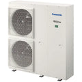 Panasonic udendørs varmepumpeenhed med to ventilatorer, hvid, R32-kølemiddel og inverterteknologi.